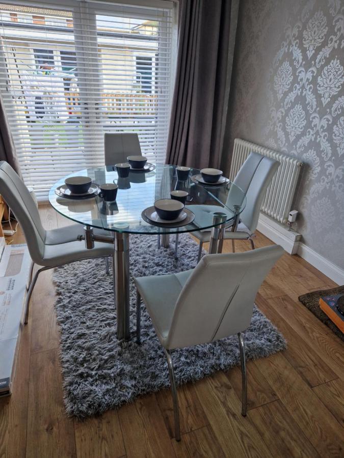 Luxury On A Budget Chelmsford - B&B Room In A Quiet Family Home Chelmsford