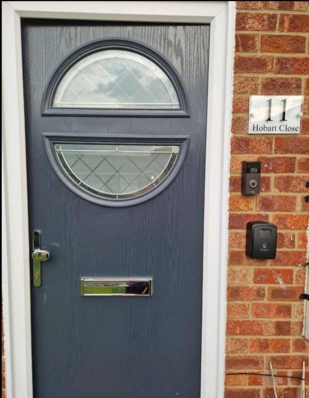 Homestay Luxury On A Budget Chelmsford - B&B Room In A Quiet Family Home *